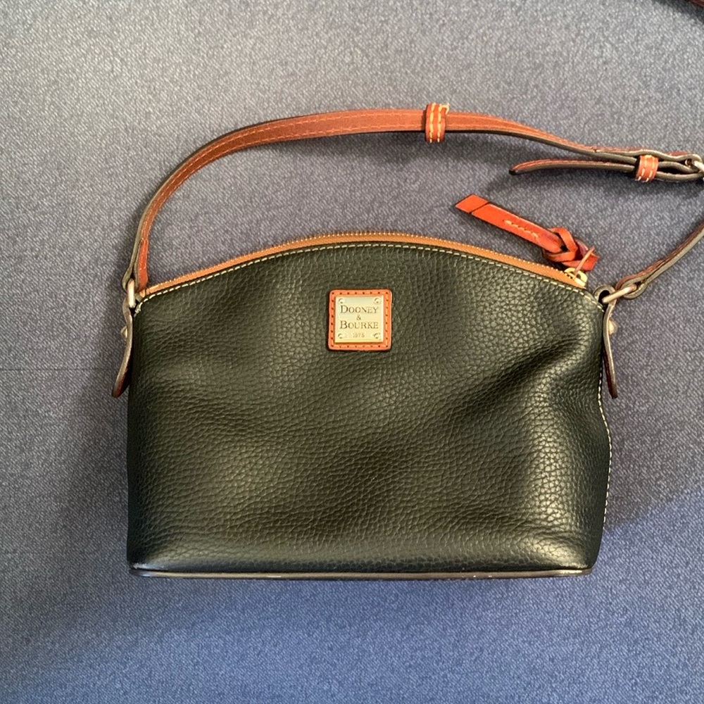 Dooney & Bourke Pebble Grain Robin Crossbody Shoulder Bag Black